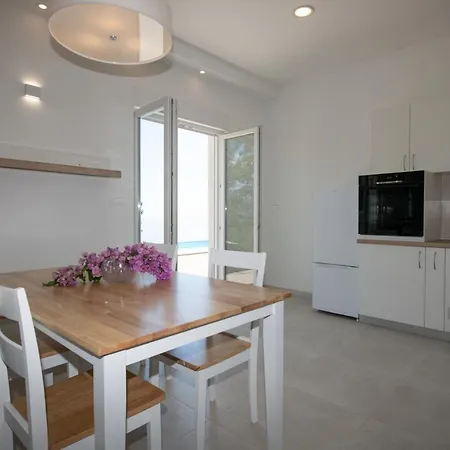 Kruno, With The Pool And Spectacular Sea View Villa